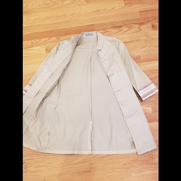 Folded & Hung Beige Button Up Trench Coat - Picture 6 of 13